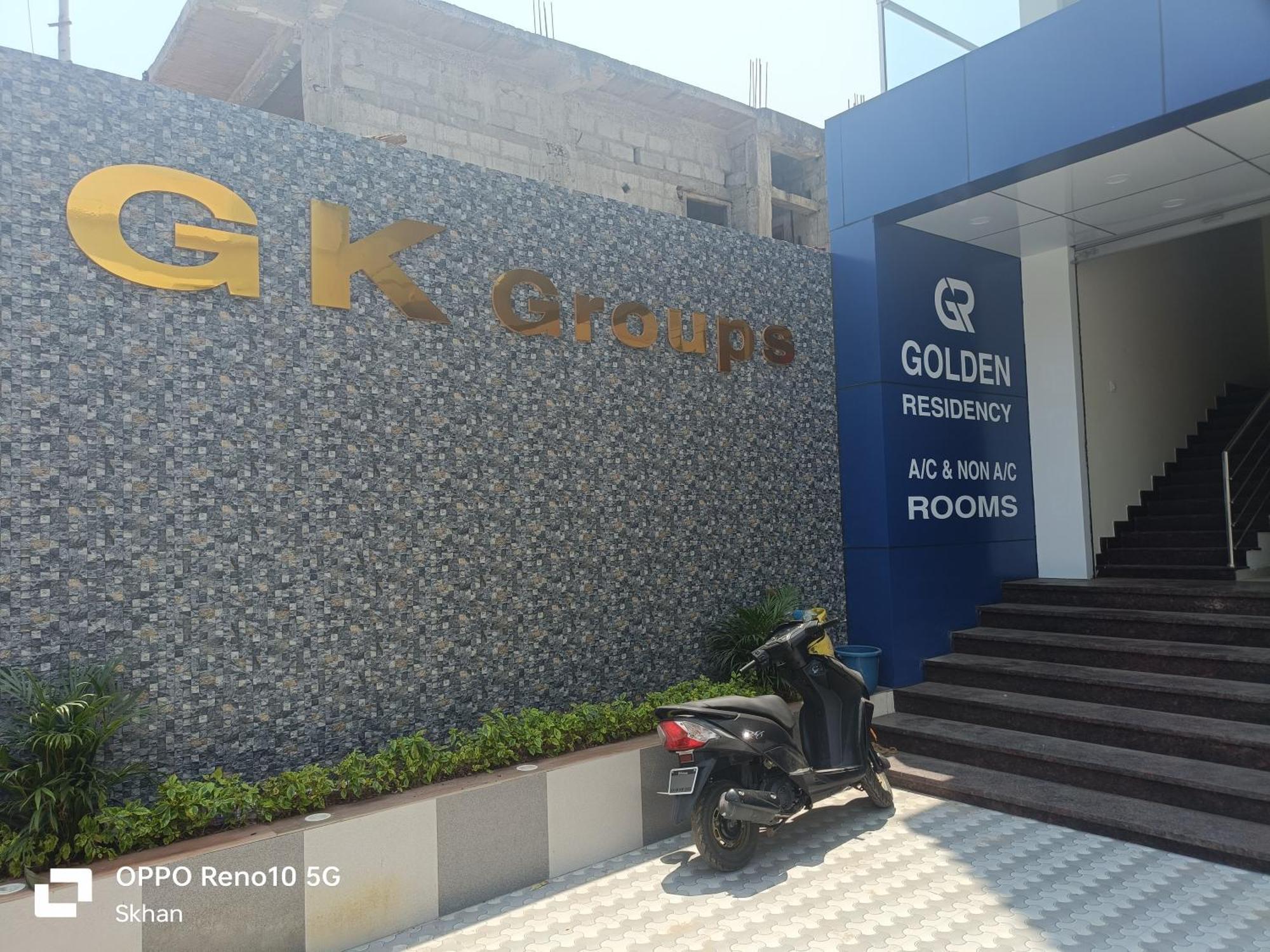 Golden Residency Hotel Kushalanagar Bagian luar foto